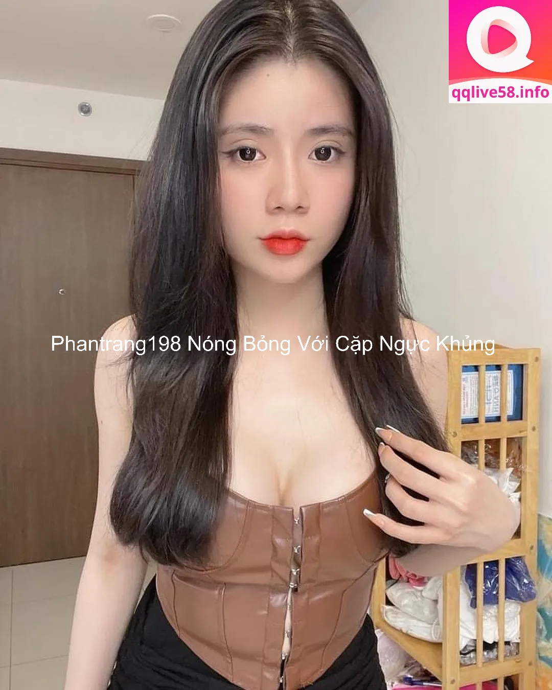 Phantrang198 Nóng Bỏng Với Cặp Ngực Khủng 6