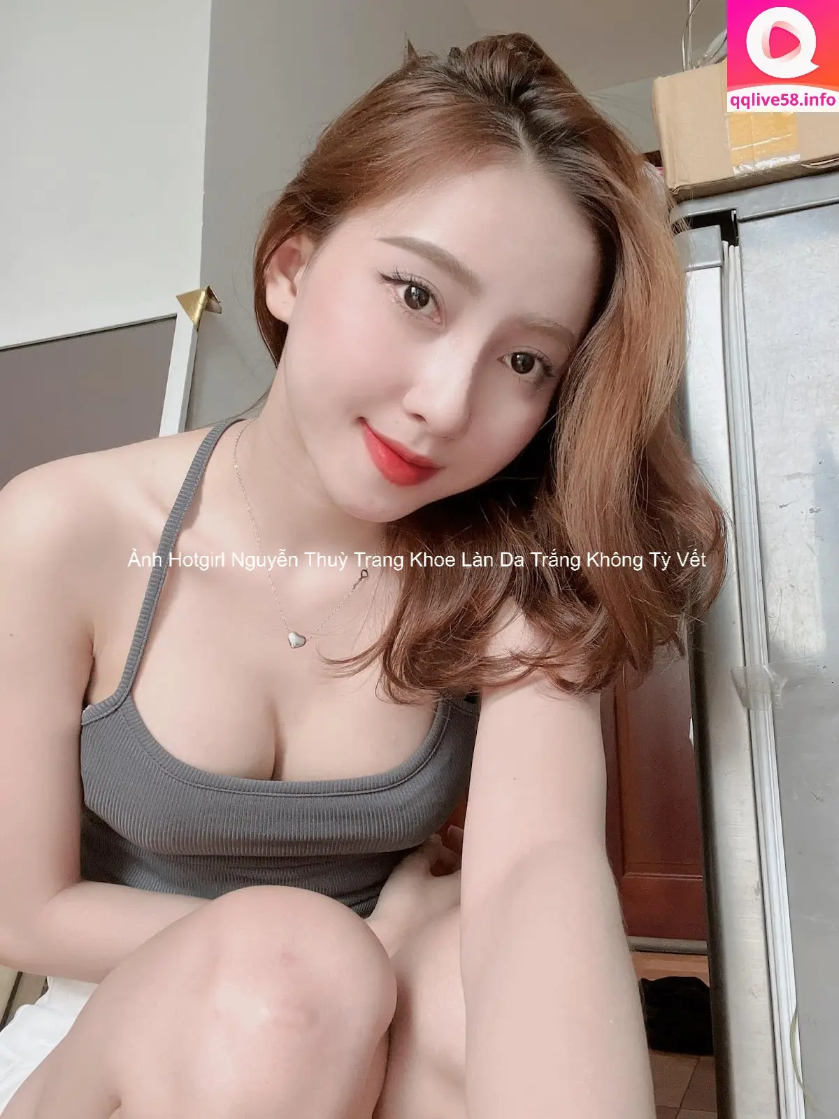 Ảnh Hotgirl Nguyễn Thuỳ Trang Khoe Làn Da Trắng Không Tỳ Vết 3